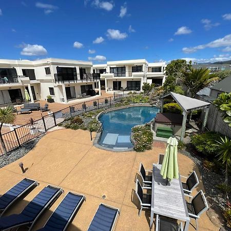 Ocean Breeze Resort Pauanui Extérieur photo