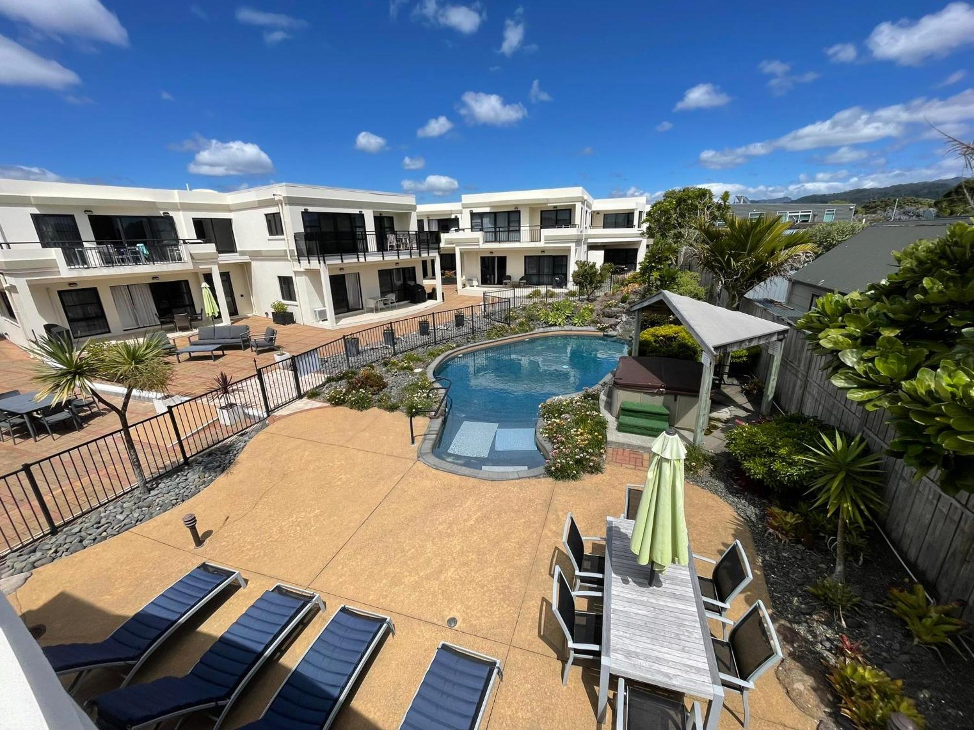 Ocean Breeze Resort Pauanui Extérieur photo