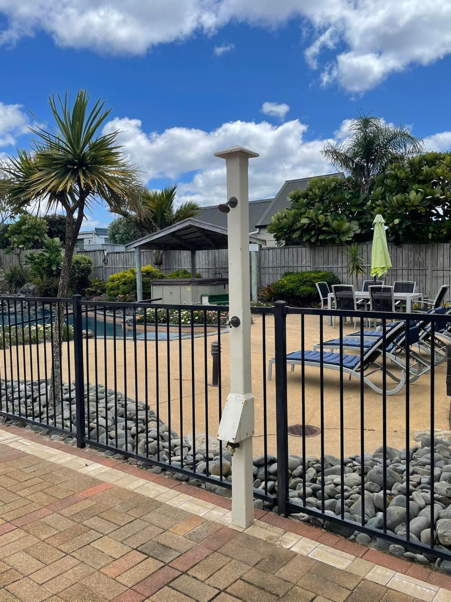 Ocean Breeze Resort Pauanui Extérieur photo