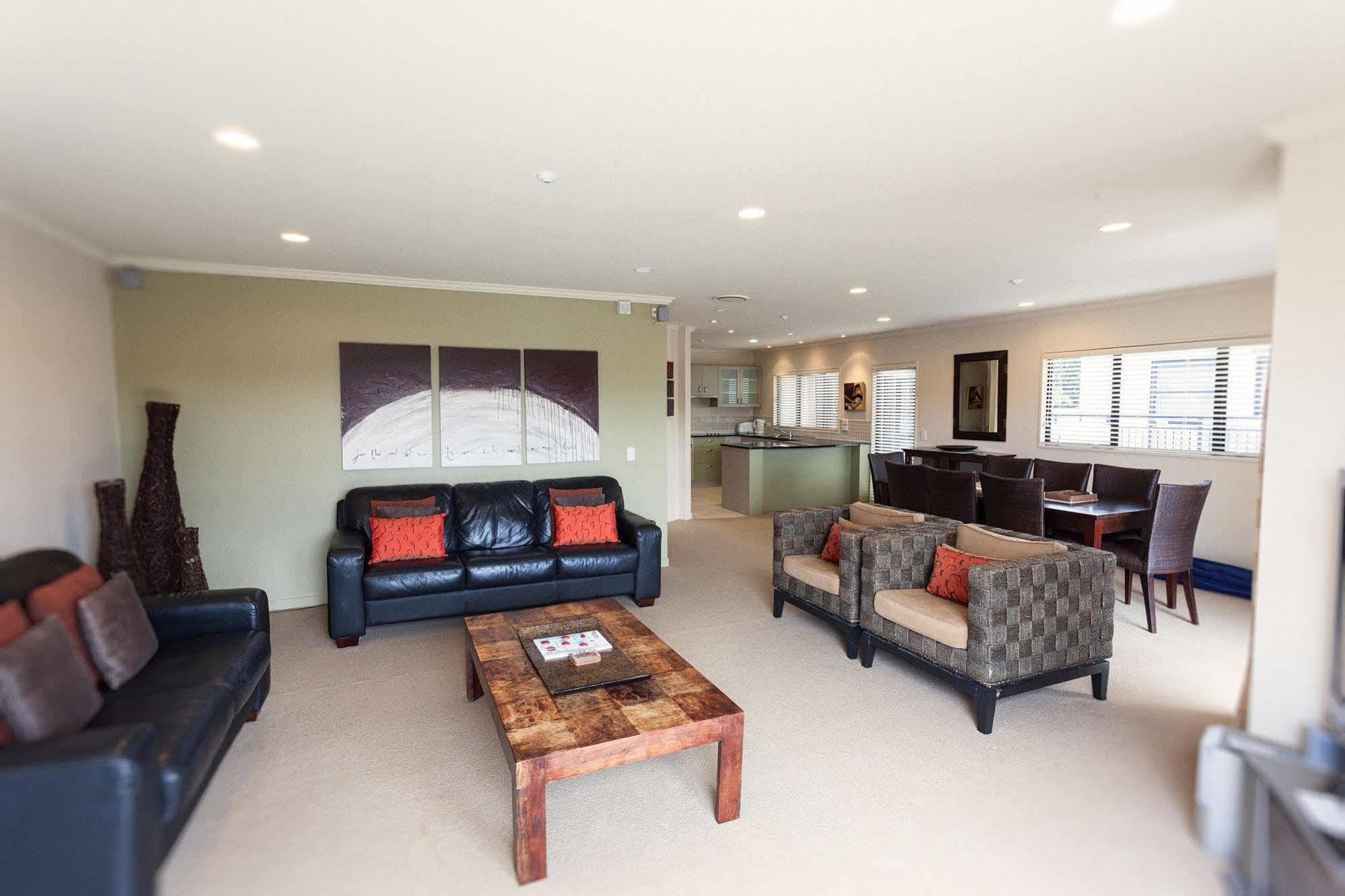Ocean Breeze Resort Pauanui Extérieur photo